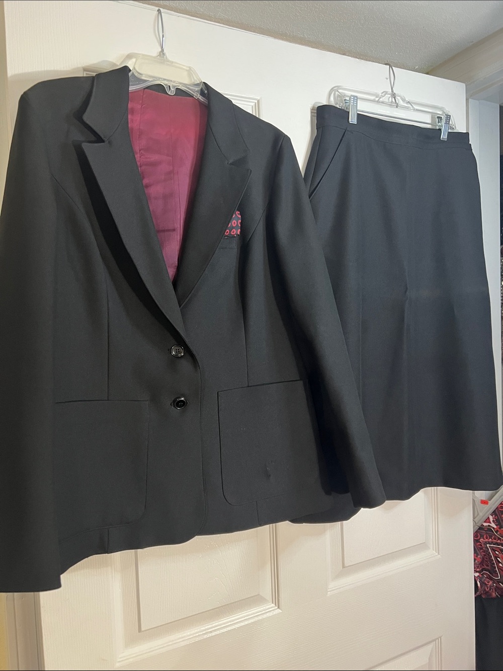 jcpenney Black Women's Skirt Suit with Pink Lining